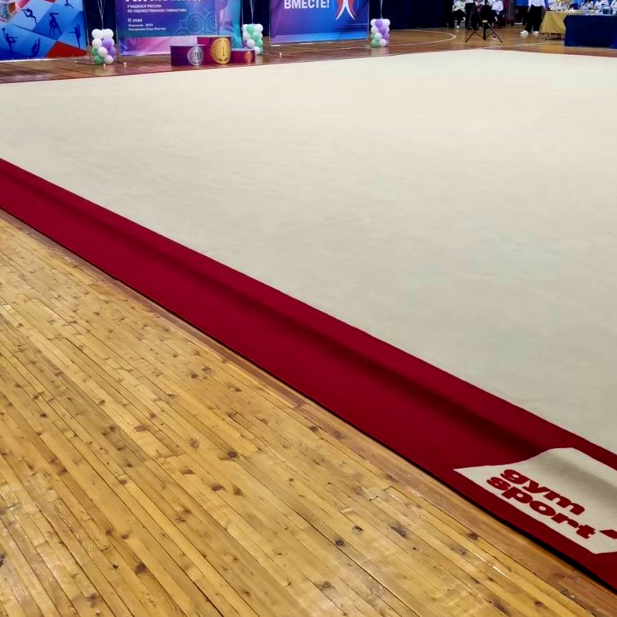 Ковер для эстетической гимнастики GYMSPORT PROF PREMIUM RED 14Х14