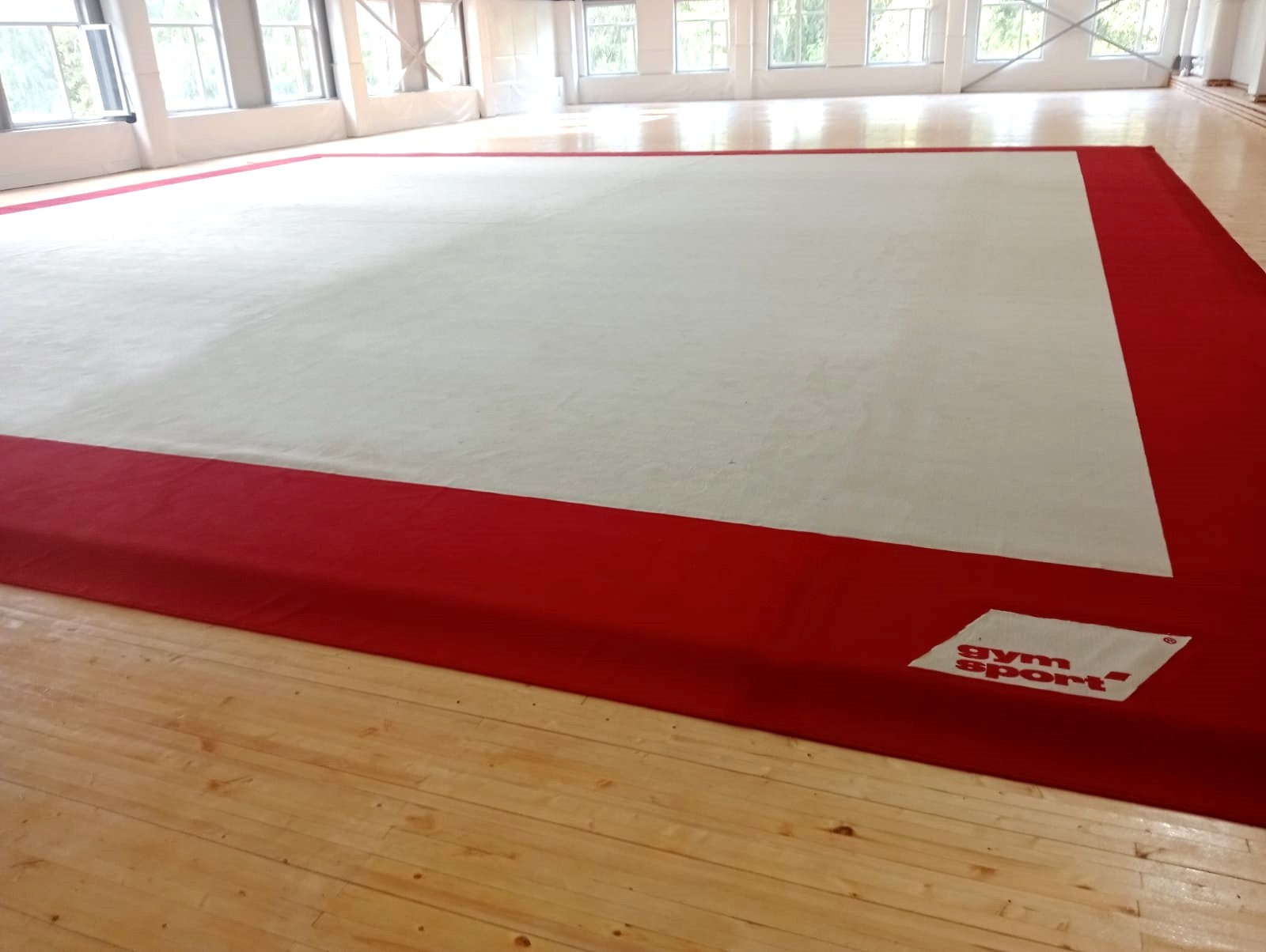 Ковер для эстетической гимнастики GYMSPORT PROF PREMIUM RED 14Х14