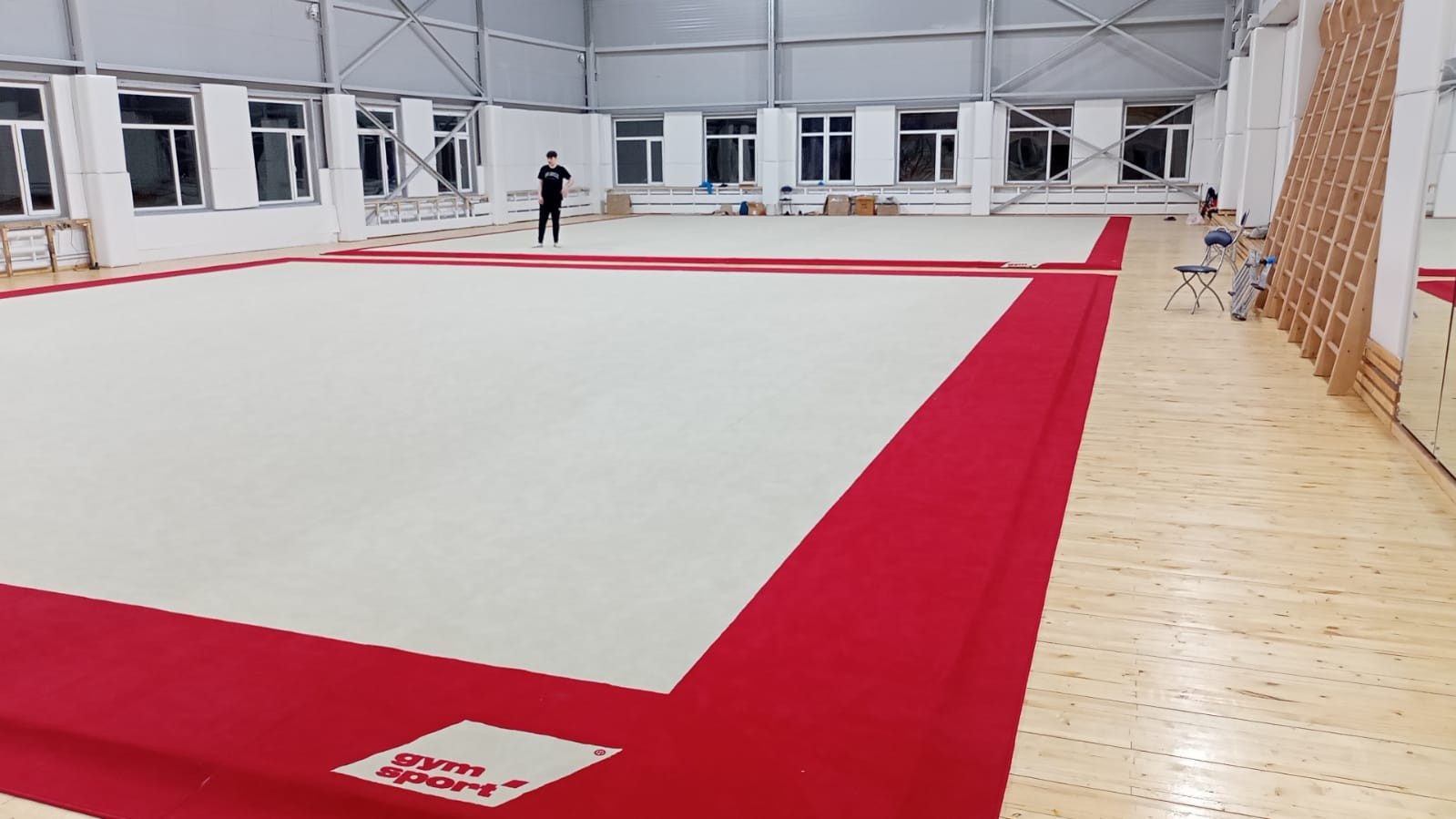 Соревновательный ковер для художественной гимнастики GYMSPORT PROF PREMIUM RED 14Х14